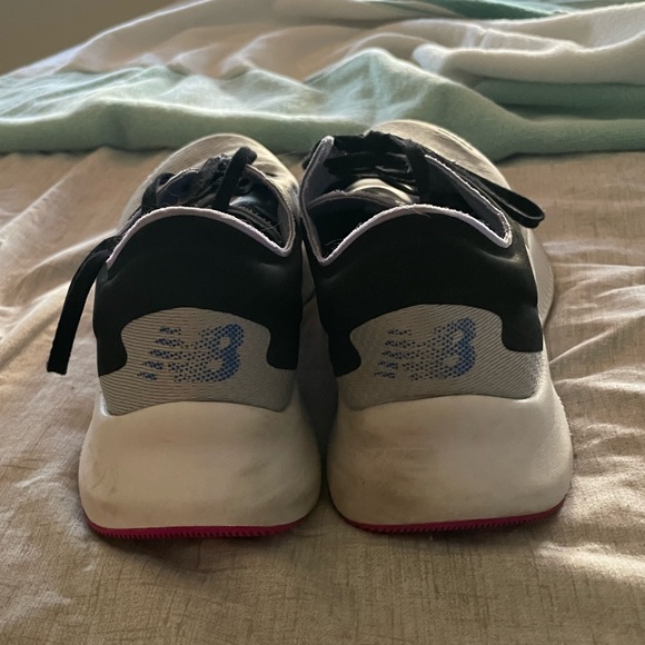 New Balance Shoes | New Balance Dynasoft PESU running sneakers - Picture 5 of 5